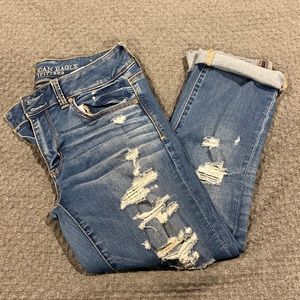 American Eagle Capris Ripped jeans